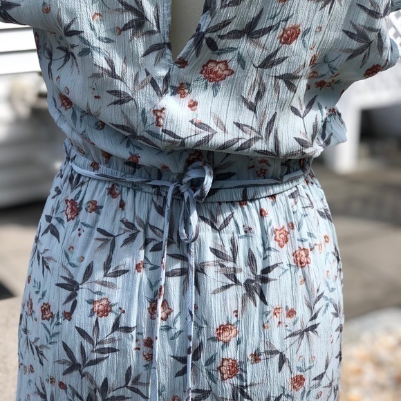 American Eagle floral maxi dress with shorts - Picture 7 of 11